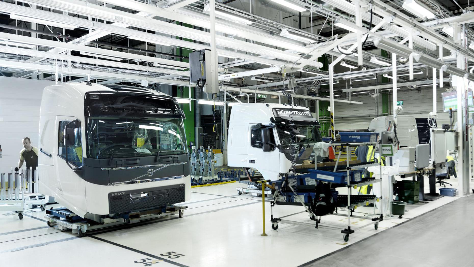 How a Volvo truck cab is assembled Volvo Trucks Magazine