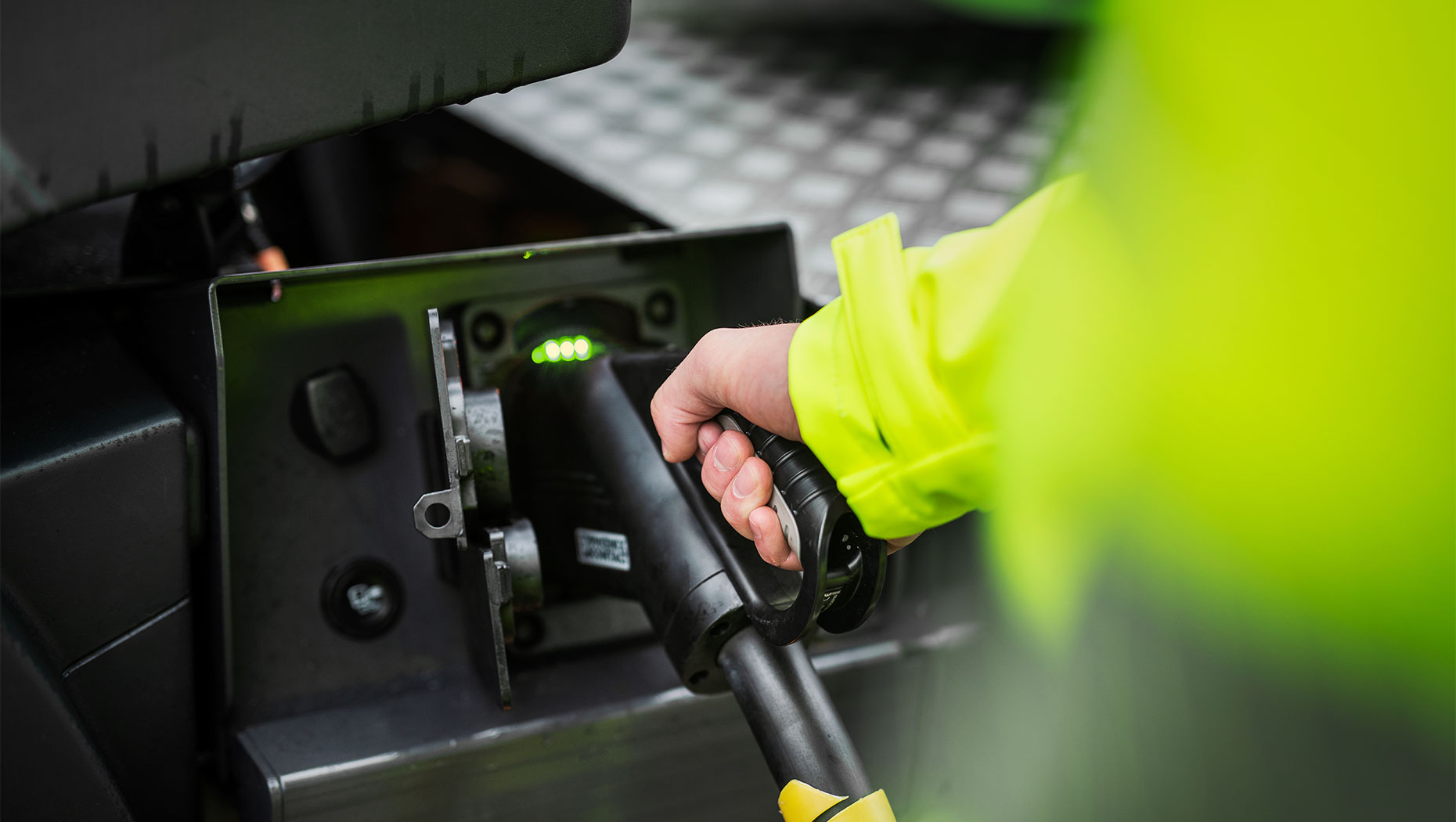 www.volvotrucks.com