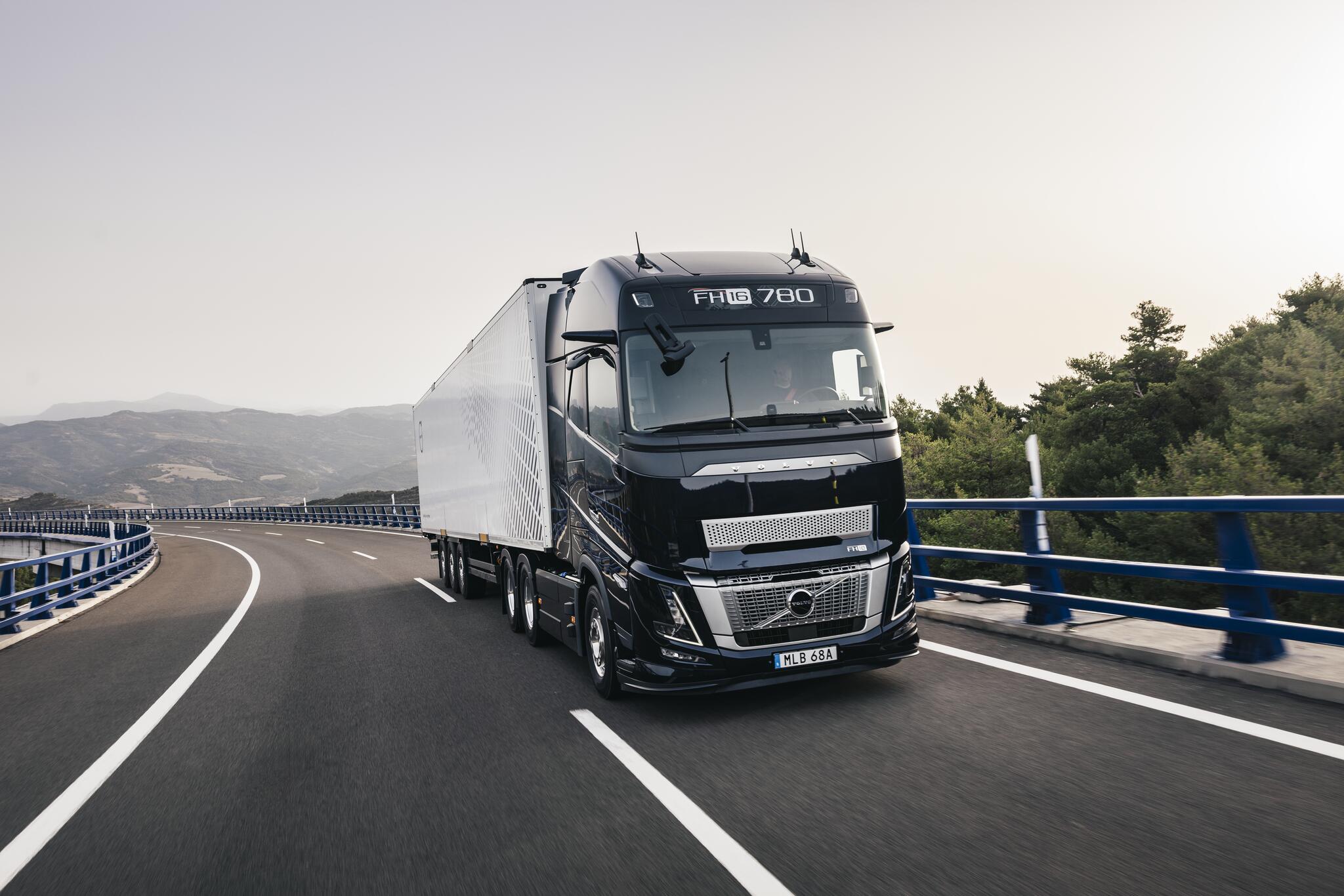 New more powerful engine for Volvo FH16 gives maximized productivity